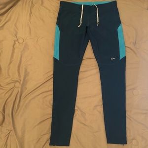 NIKE Dri-Fit leggings